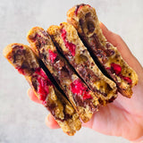 VDay Limited Edition Gift Box: The Chocolate-Dipped Berries & Passion Fruit Cookie Duo (12 pcs)