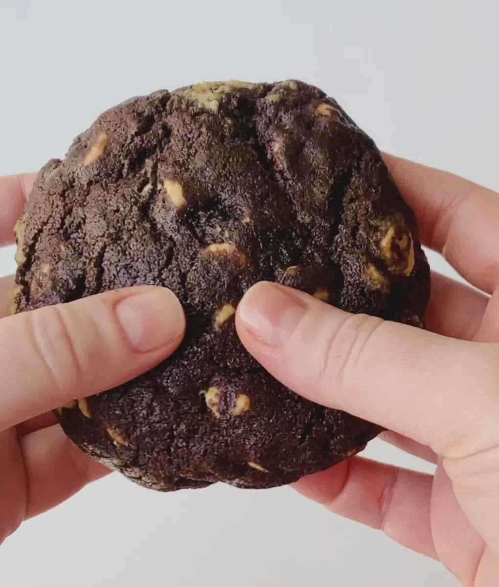 Seven Grams Caffé Reverse Dark Chocolate Peanut Butter Chip Cookie video